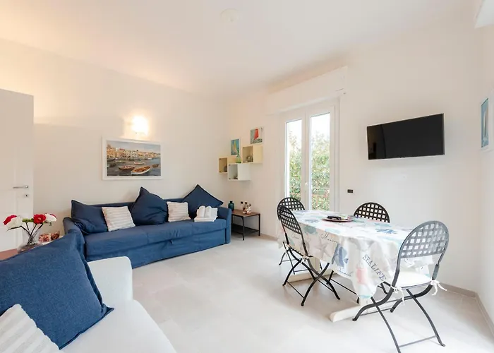 Joivy Blissful Flat For 6, Close To The Beach