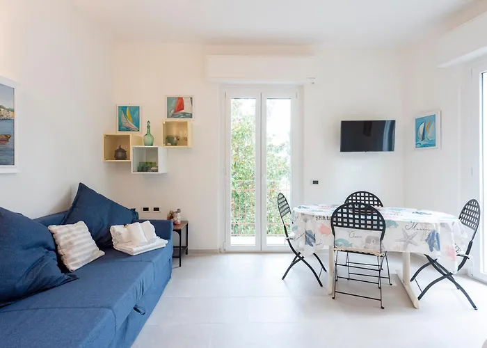 Joivy Blissful Flat For 6, Close To The Beach