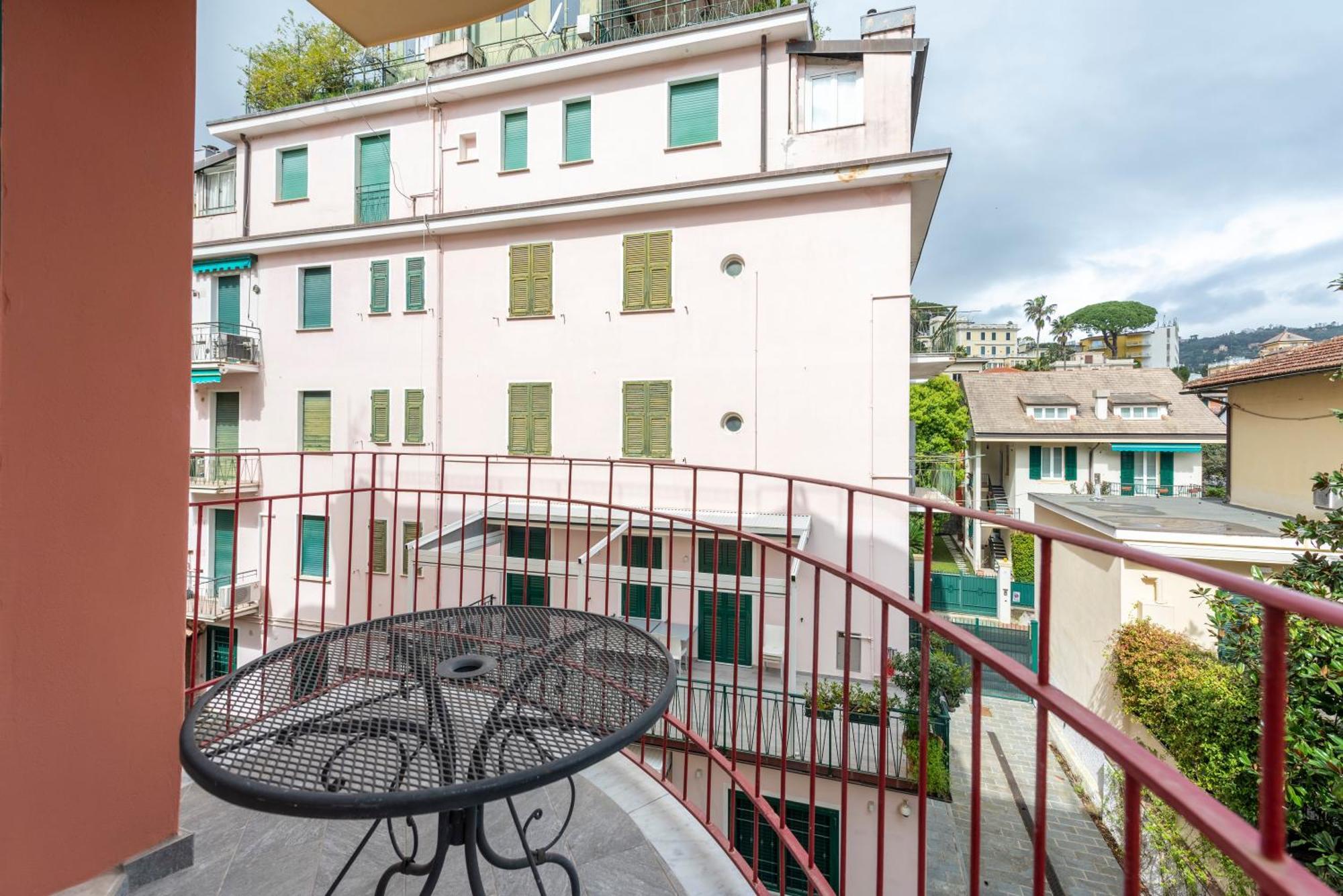 Apartment Joivy Blissful Flat For 6, Close To The